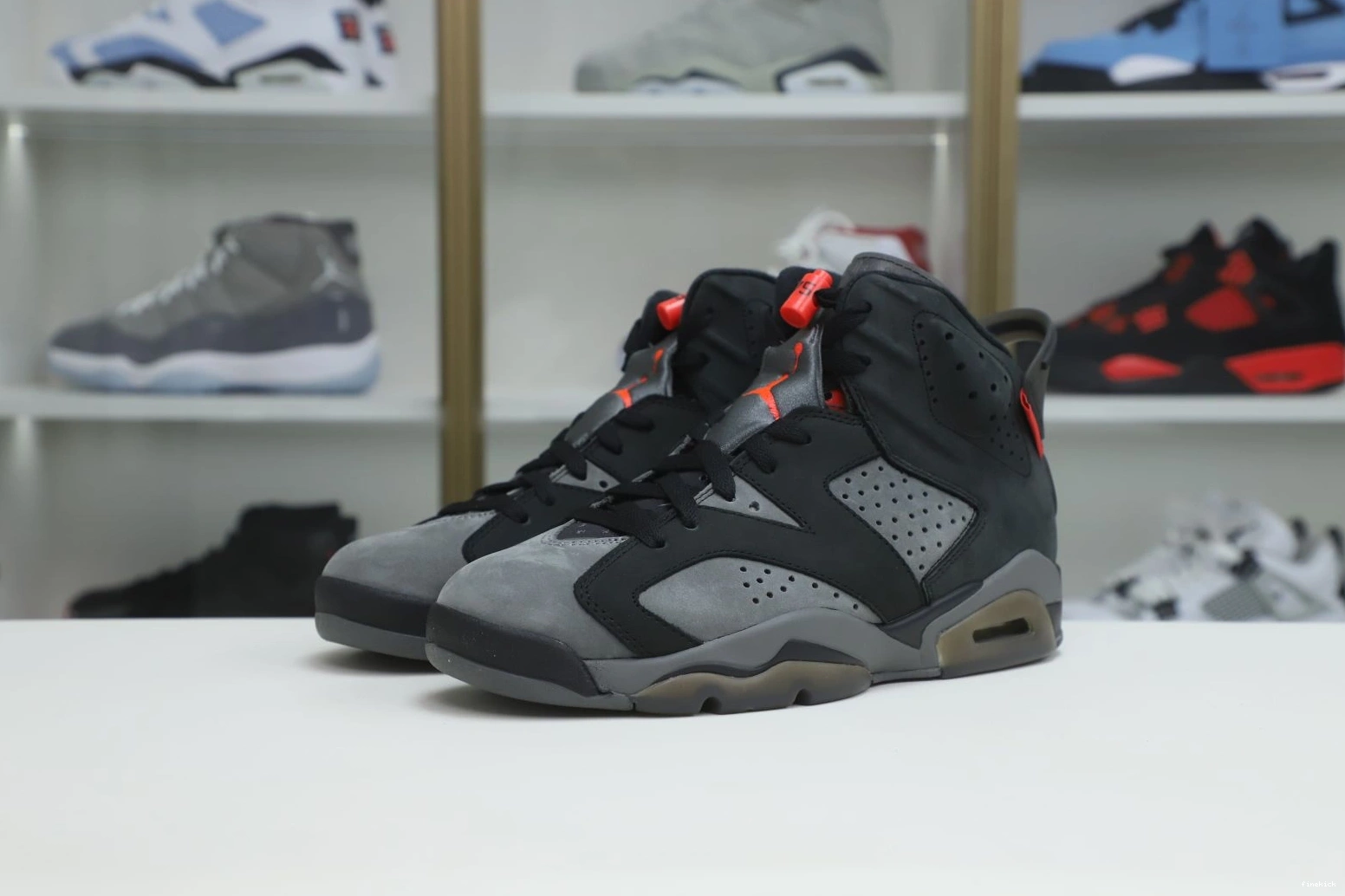 GREY' 6 JORDAN X RETRO AIR PARIS SAINT-GERMAIN 'IRON 0925